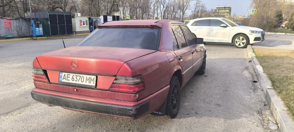 Mercedes 230E W124 1989 2.3 автомат