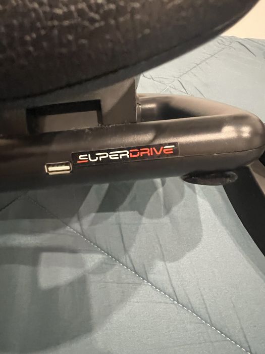 volante de corrida universal Subsonic SA5426 Superdrive com pedais