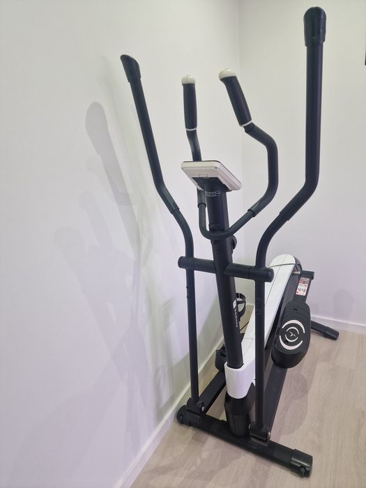 Elíptica domyos usada como nova