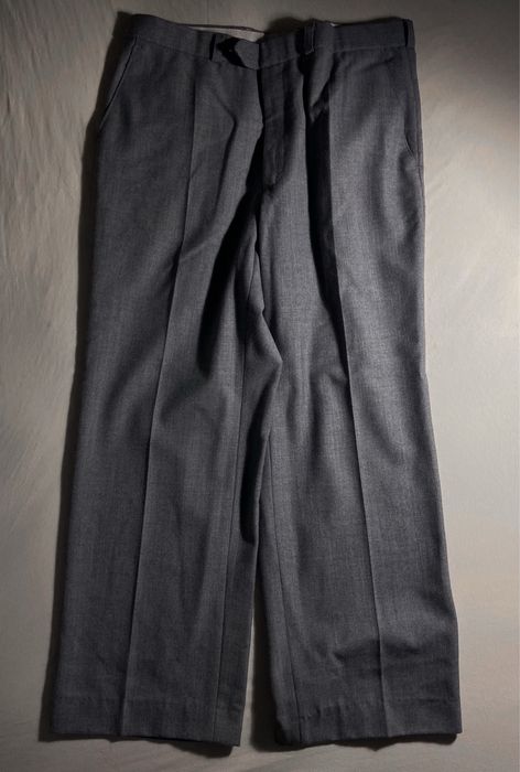Сірі класичні брюки baggy bershka