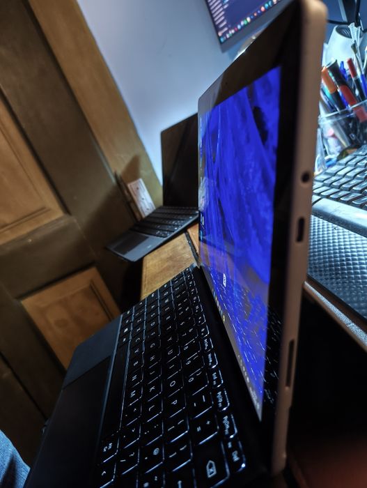 Surface go 8gb/128gb impecável