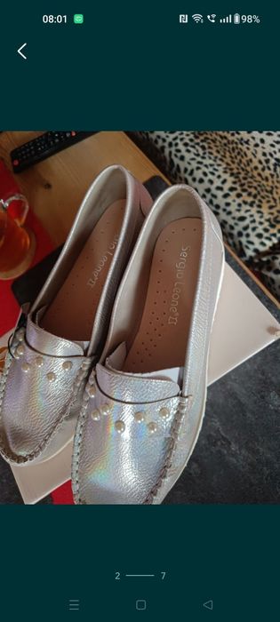 Sprzedam piękne nowe mokasyny rozmiar 40