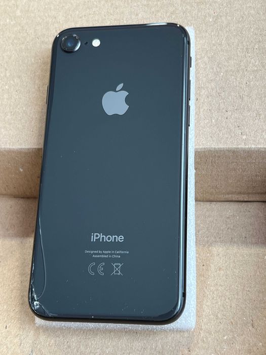 iphone 8 64гб Touch ID акб 93% (байпас)