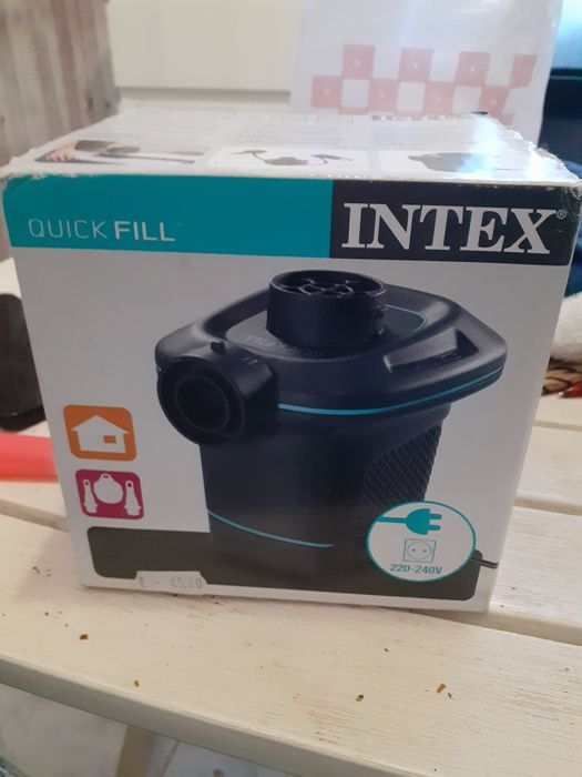 Bomba eléctrica para boias e outros para ligar ao carro