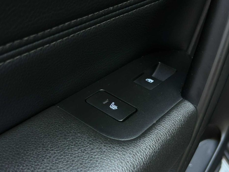 Продається надійний, просторий сімейний кросовер Chevrolet Captiva