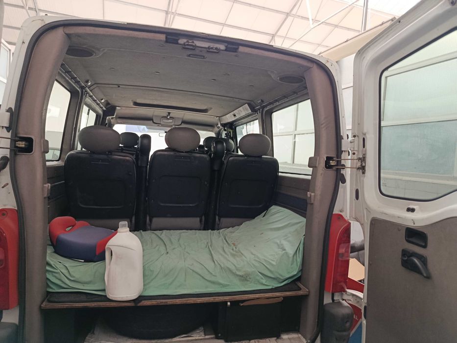 Renault Master 9 lugares
