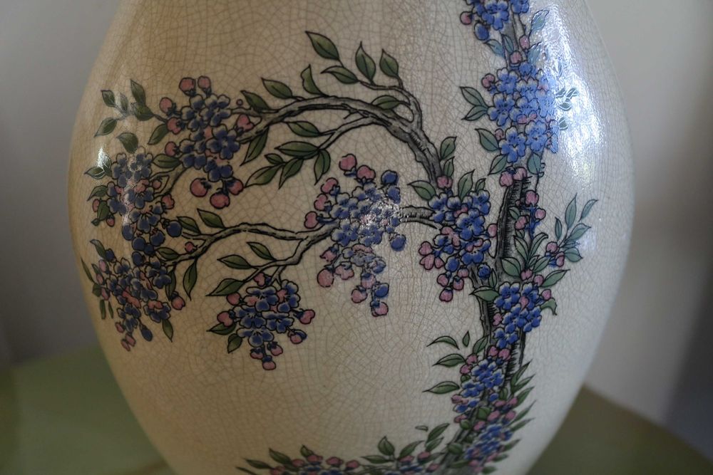 Jarra alta em cerâmica