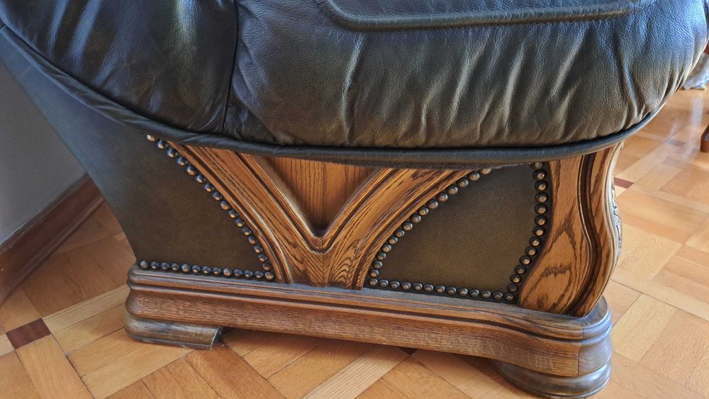2x sofa + 2x fotele. Skóra naturalna.