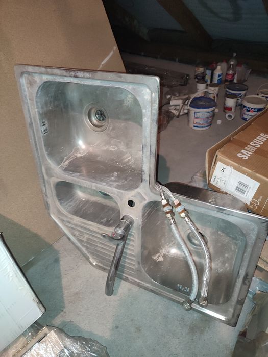 Zlew wraz z baterią