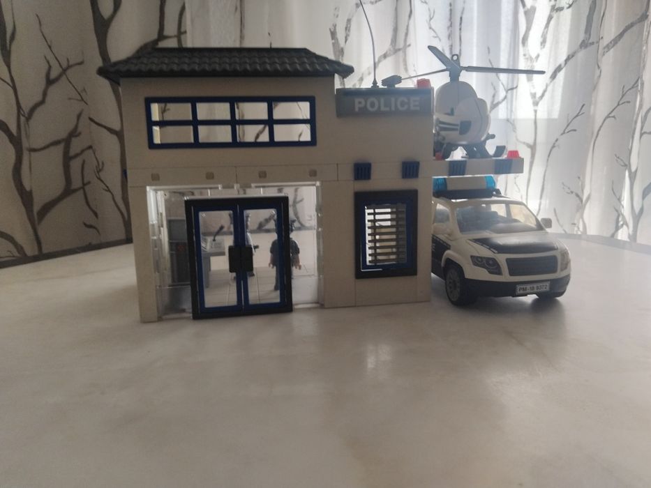 Esquadra da polícia da playmobil