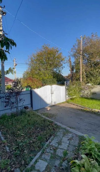 Будинок по вул. Зарічна без комісії