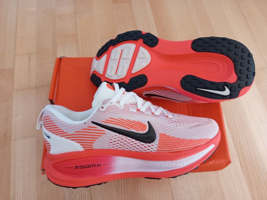 Buty Nike Vomero 18 r.40