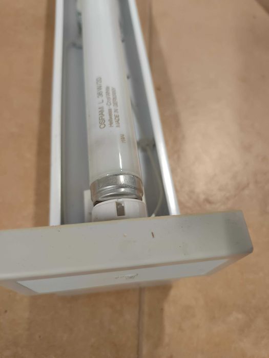 Armaduras e fluorescentes