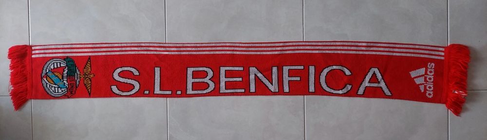 Cachecol só SLBENFICA da adidas