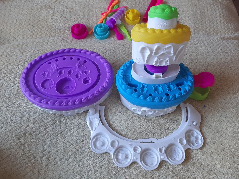 Play-Doh tort urodzinowy