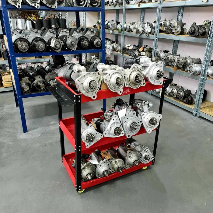 Rozrusznik Caterpillar Cat Komatsu Liebherr Cummins alternator deutz