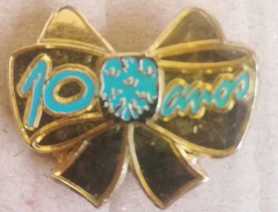 Pins antigos e clássicos