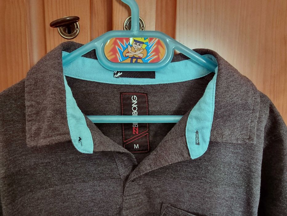 Polo azul e cinzento às riscas Billabong, tamanho M