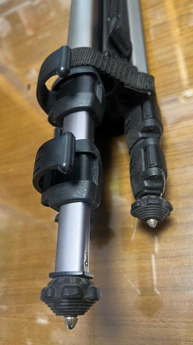 Tripé  de máquina fotográfica