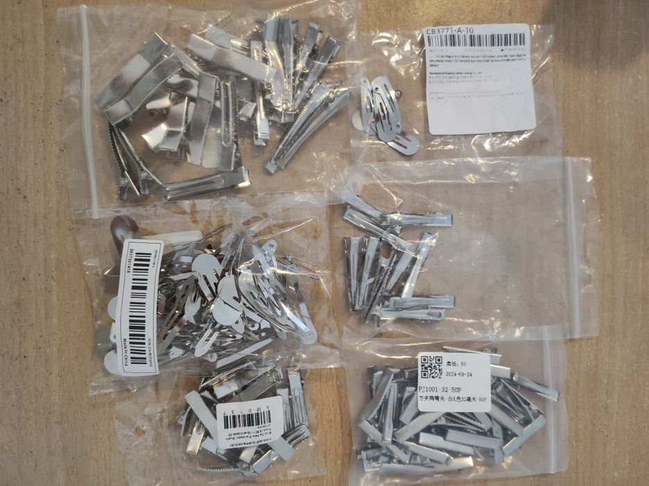 Kit para Laceiras: Fitas, Apliques, Pompons e Bases de Ganchos