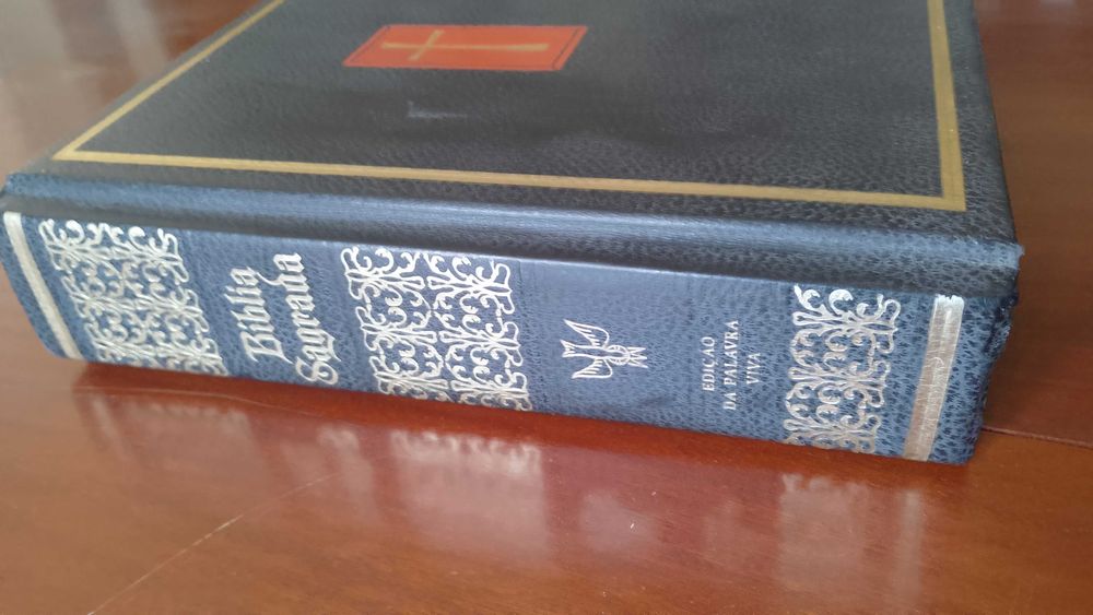 Bíblia Sagrada Nova Edição Papal