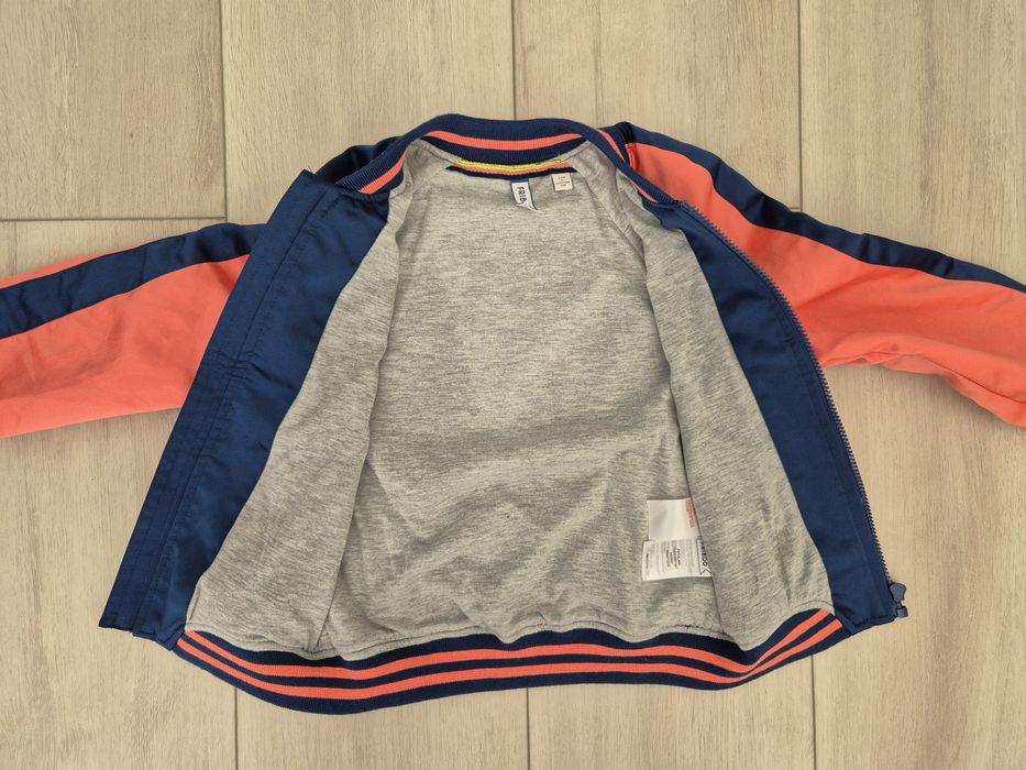 Kurtka przejściowa Friboo rozm. 122/128 stan idealny