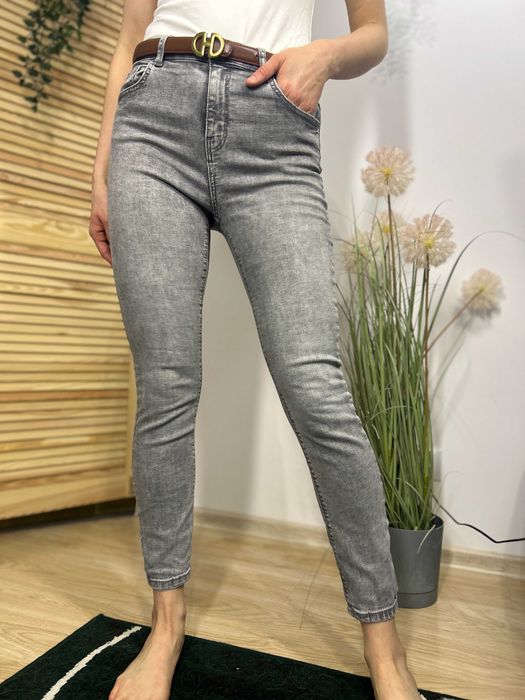 Szare damskie spodnie dżinsowe rurki Primark – rozmiar 40