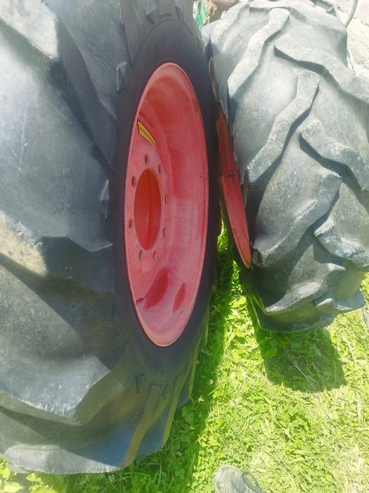 Koła komplet 14.9-26 Claas Dominator 48 58 38