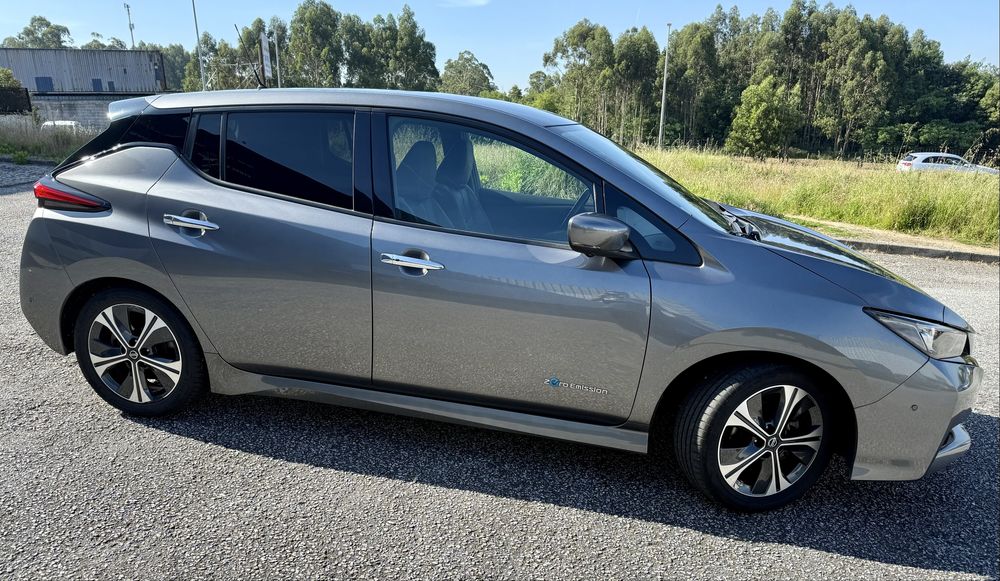 Nissan Leaf TEKNA ProPILOT 40Kwh64846565478913122