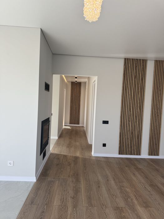 Продаж нового будинку Американки