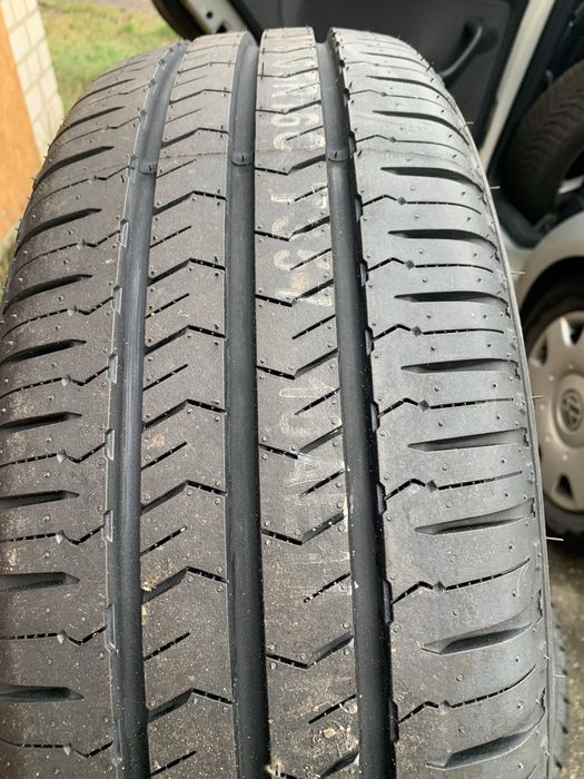 Шини  215х6516с на бус