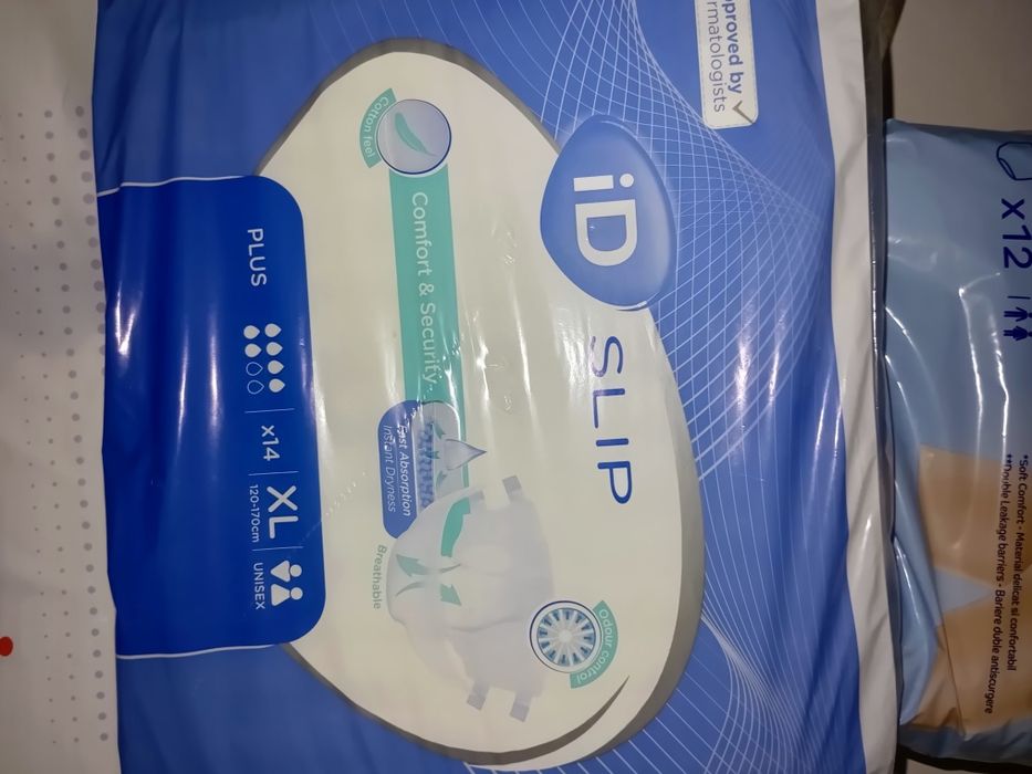 Памперсы, трусики L, XL. Самовивоз Київ.