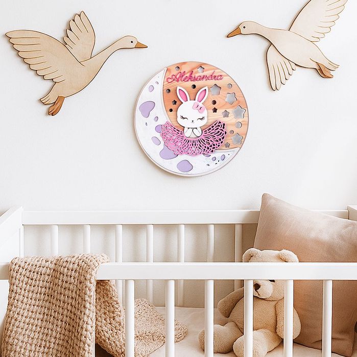 ENTEGRA: Placa Personalizada com Nome para Quarto de Bebé