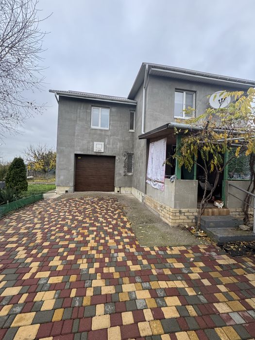 Дом на берегу моря