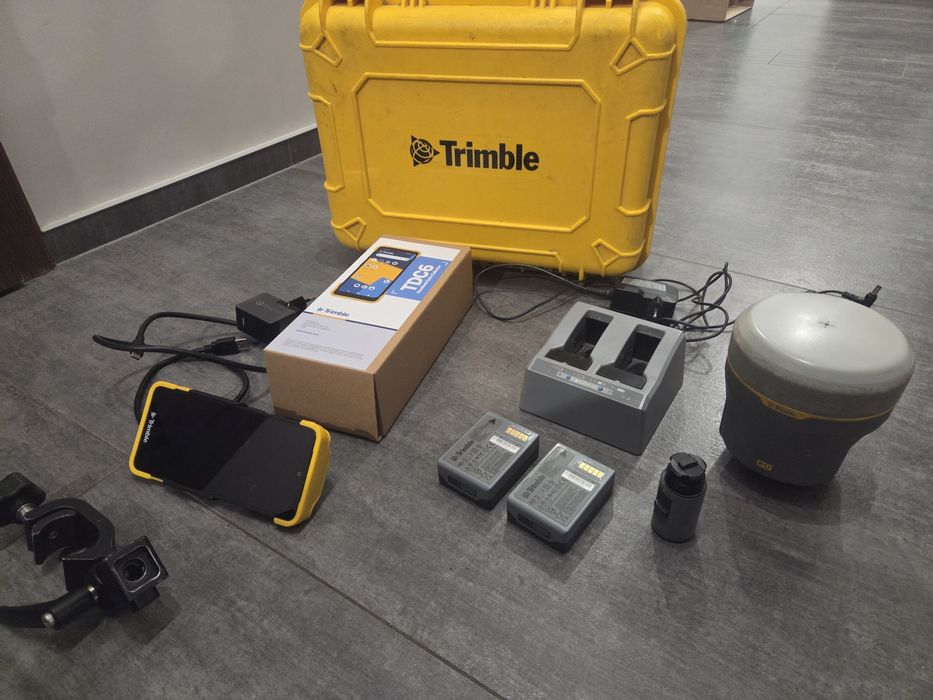 Trimble R12 oraz kontroler Tdc6