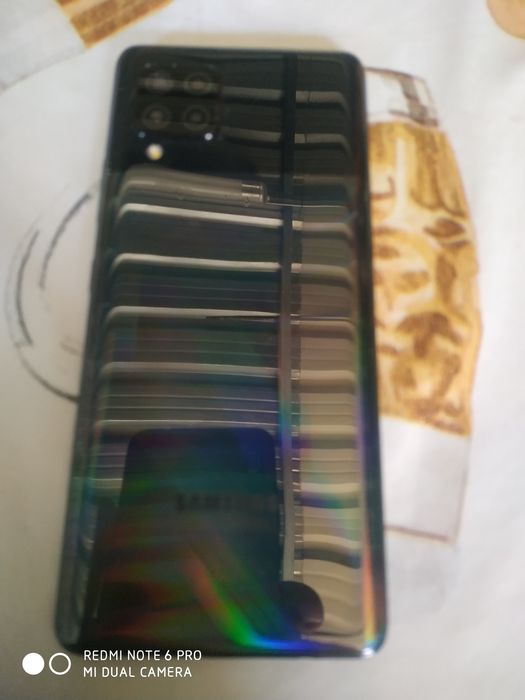 Tenho um Samsung A42 para venda