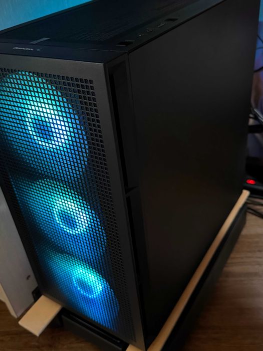 Ігровий та професійний ПК на Ryzen 7 9800X3D + RTX 4060