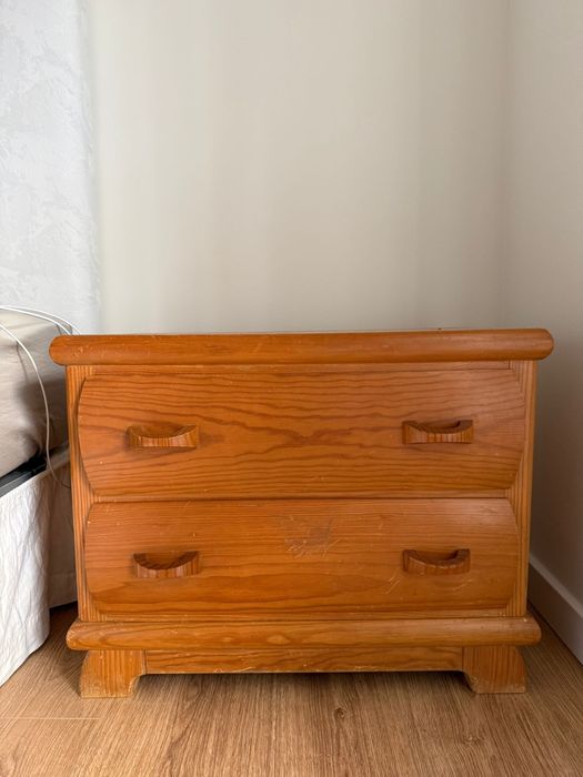 Cómoda + 2 mesas de cabeceira