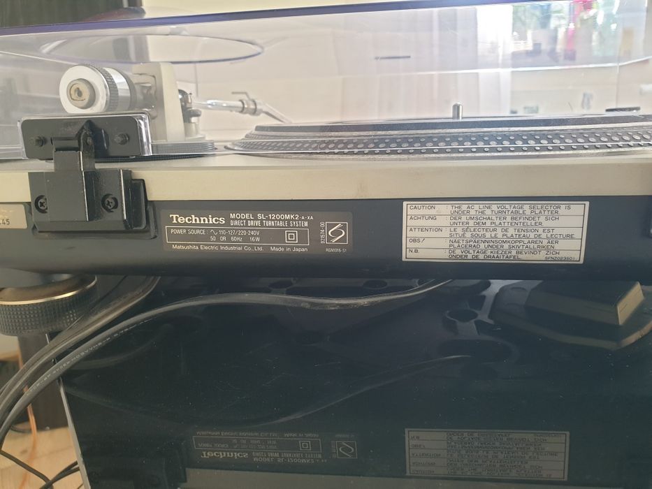 Gramofon Technics Sl 1200mk2