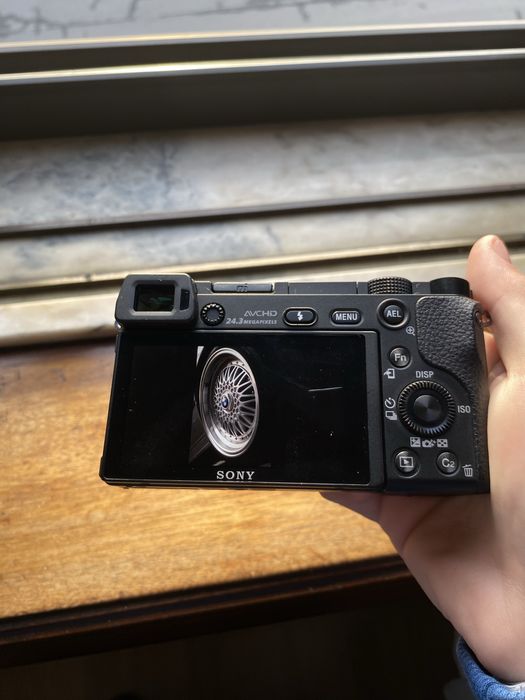 Sony Alpha A6000+Lente Kit(16-50)+3 baterias adicionais!