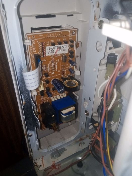 SAMSUNG разборка 

MODEL: MW870