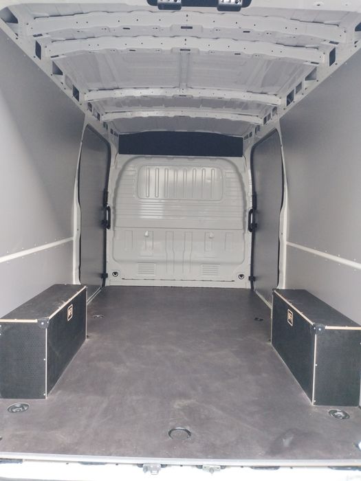 Zabudowa , podłoga MAXUS Deliver 9 L3H2