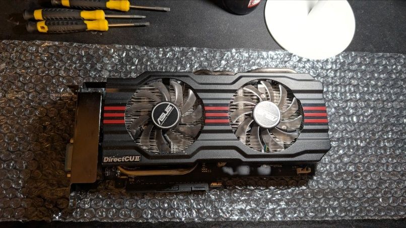 GTX 660 2GB , wyczyszczona nowa pasta