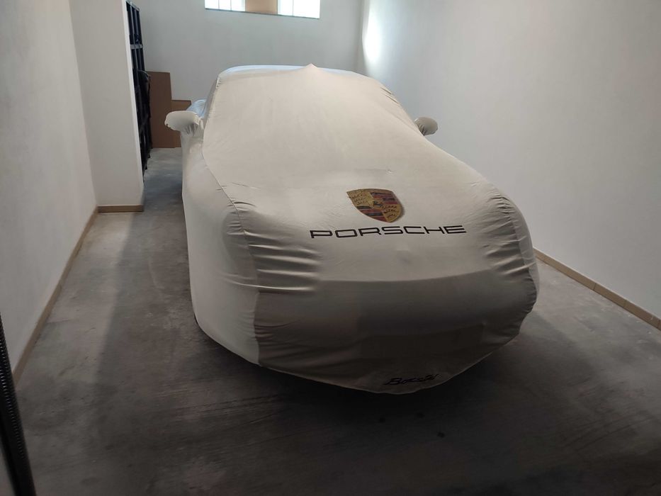 Garagem com 23M2 - Zona do Pachancho - Rua de Timor - Piso 0