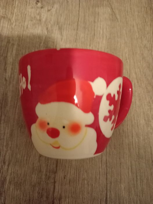 2 New Cups441944640461230080