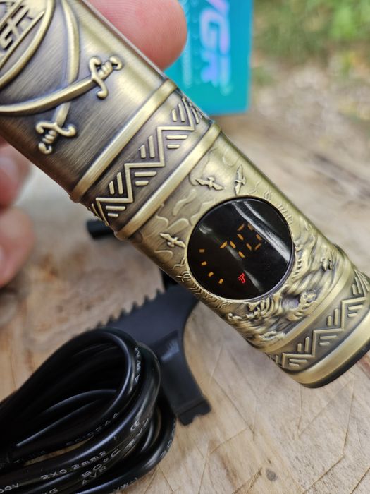 Професійний тример vgr 097 трімер окантовочний триммер  2000 mah акум