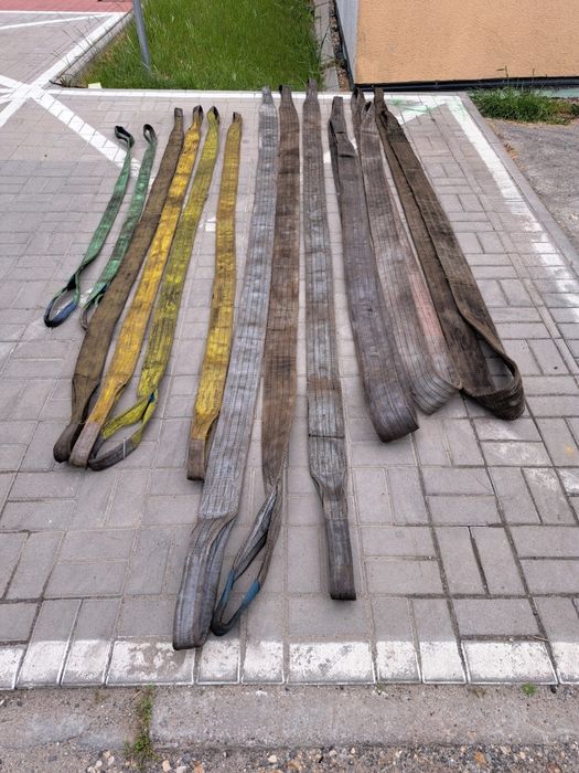 Zawiesia pasowe różne