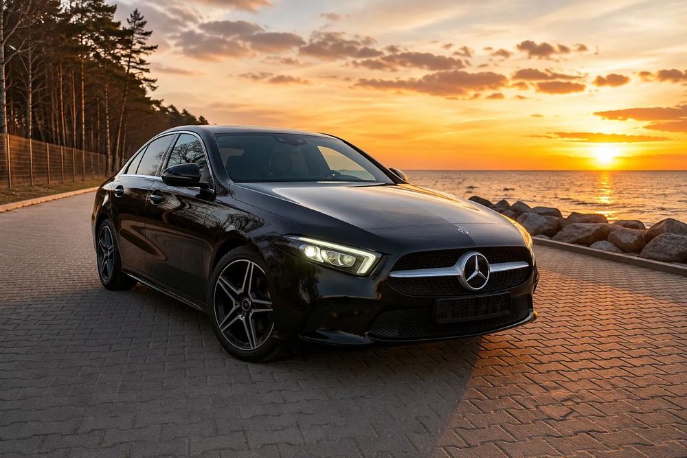 Mercedes-Benz Klasa A Miejski śliczny zrywny sedan
