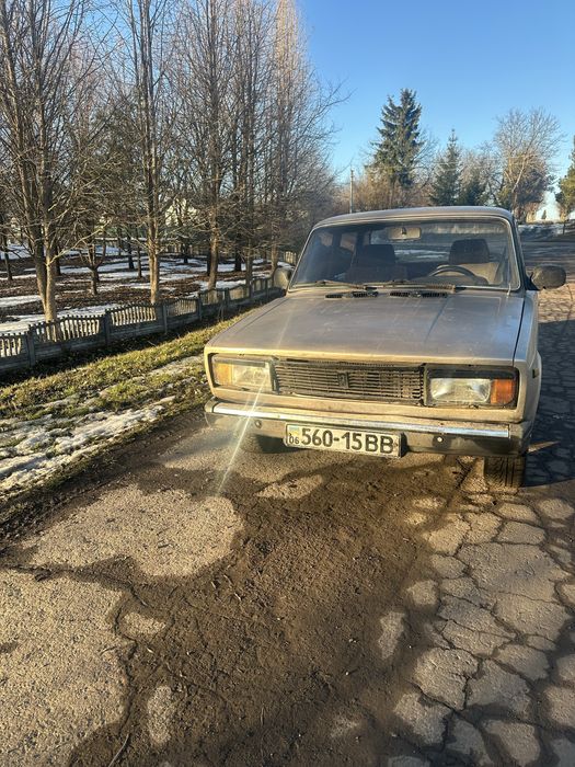 Продам ваз 2105,