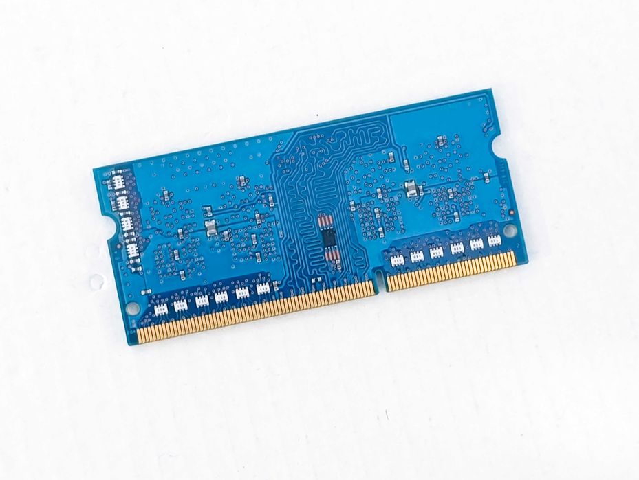 Оперативна пам'ять Hynix 2GB SO-DIMM DDR3-1600 PC3L-12800 для ноутбука
